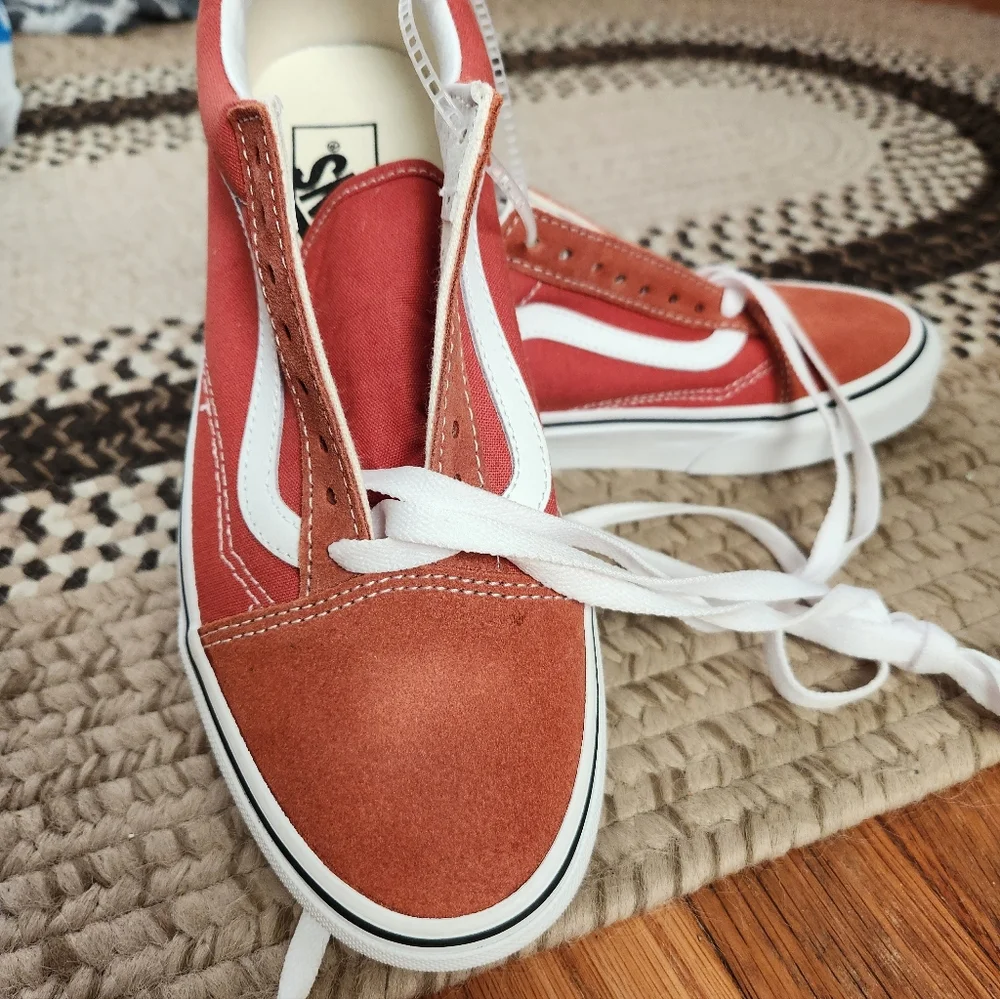 Vans burnt orange/white tie up